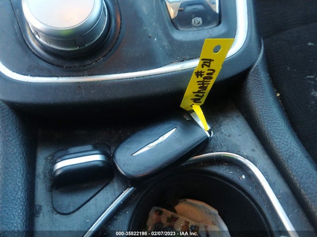 Chrysler 200 Limited 2016 1C3CCCAB0GN154750 Image 3