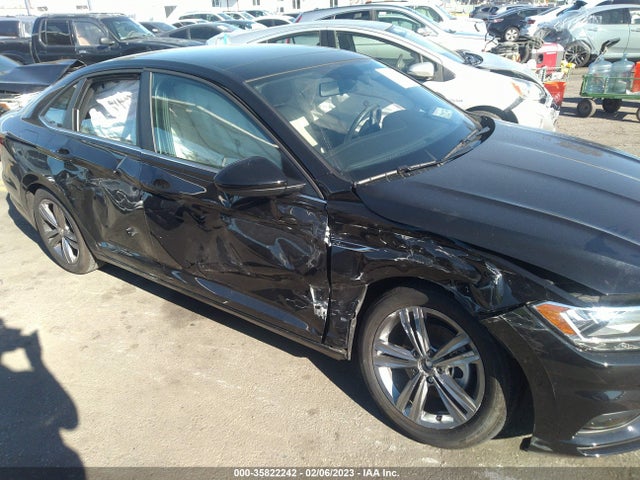3VWC57BUXMM004578 Volkswagen Jetta S/se/r-line