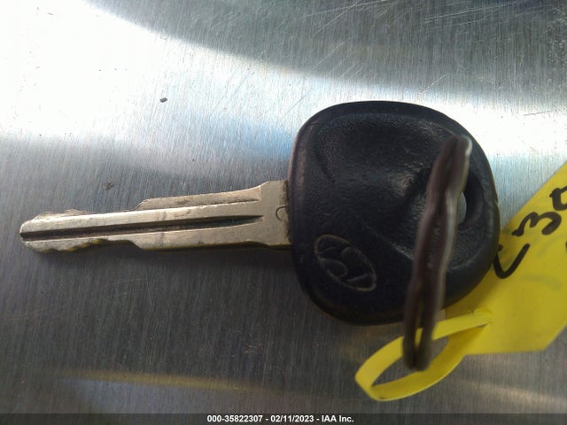 2013 HYUNDAI ELANTRA GLS VIN: 5NPDH4AE5DH276694