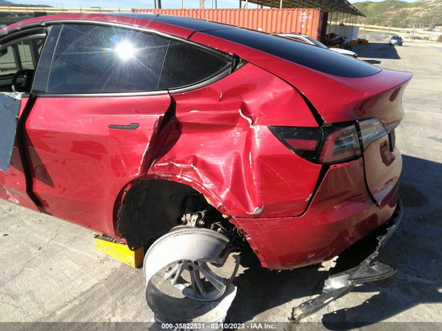 Tesla Model Y Long Range 2022 7SAYGDEE0NF361573 Image 6