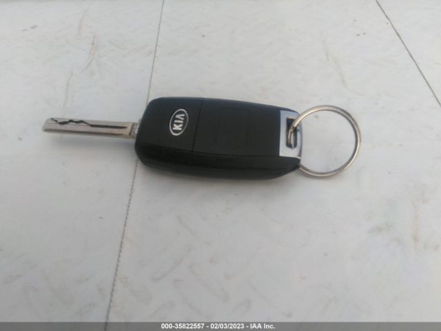 KNDJN2A20G7846759 KIA Soul Base