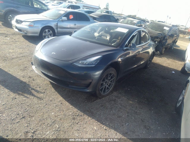 Tesla Model 3 Range Battery 2018 5YJ3E1EA5JF021323 Image 2