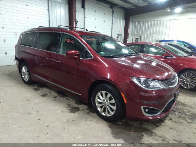 2018 Chrysler Pacifica, VIN: 2C4RC1EG5JR197393