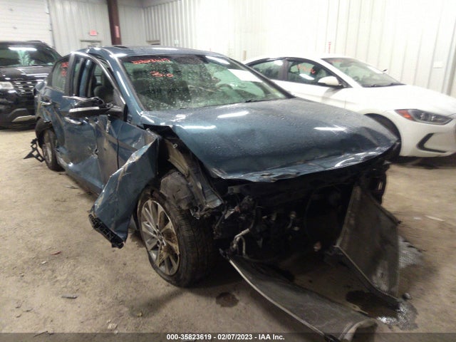 2017 HYUNDAI SONATA SPORT VIN: 5NPE34AF8HH591913