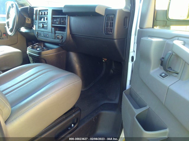 Chevrolet EXPRESS CARGO VAN 2021 1GCWGAFP1M1216018 Image 5