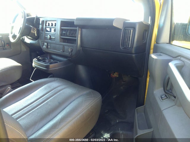 Chevrolet EXPRESS CARGO VAN 2017 1GCWGAFF6H1132483 Image 6