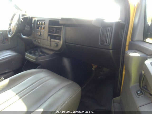 2017 Chevrolet Express, VIN: 1GCWGAFFXH1132809