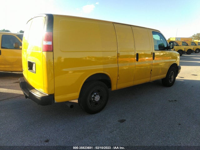 Chevrolet EXPRESS CARGO VAN 2018 1GCWGAFP4J1303214 Image 4