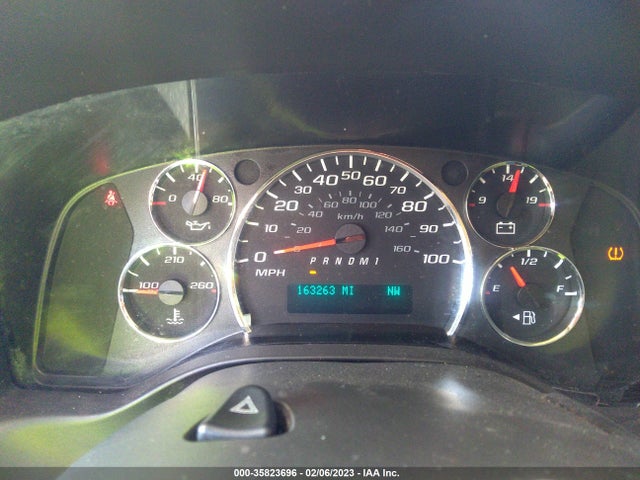 Chevrolet EXPRESS CARGO VAN 2017 1GCWGAFF4H1101801 Image 8