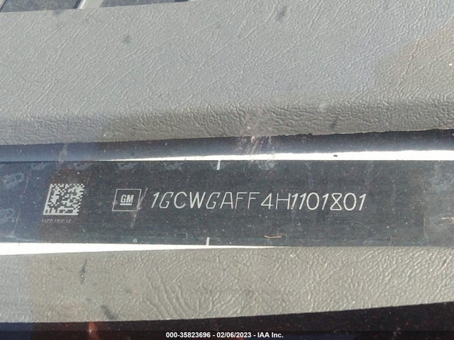 Chevrolet EXPRESS CARGO VAN 2017 1GCWGAFF4H1101801 Image 10