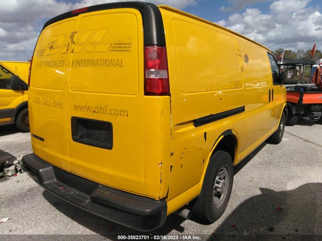 Chevrolet EXPRESS CARGO VAN 2017 1GCWGAFF0H1133046 Image 5