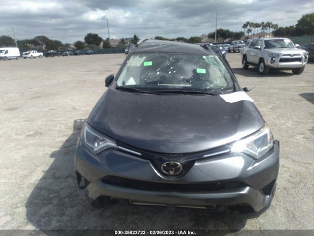 Toyota RAV4 LE 2018 JTMZFREV8JJ198532 Image 7