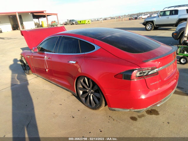 Tesla Model S Performance 2013 5YJSA1DP5DFP14524 Image 4