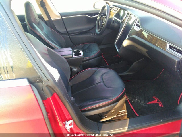 Tesla Model S Performance 2013 5YJSA1DP5DFP14524 Image 6