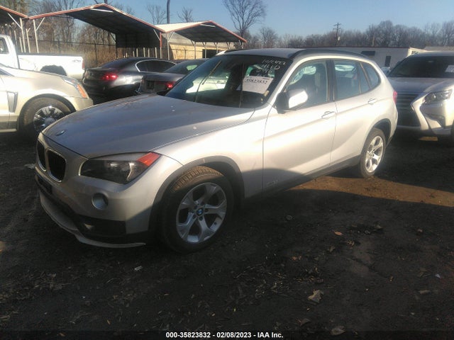 BMW X1 Sdrive28i 2015 WBAVM1C58FV316486 Image 2