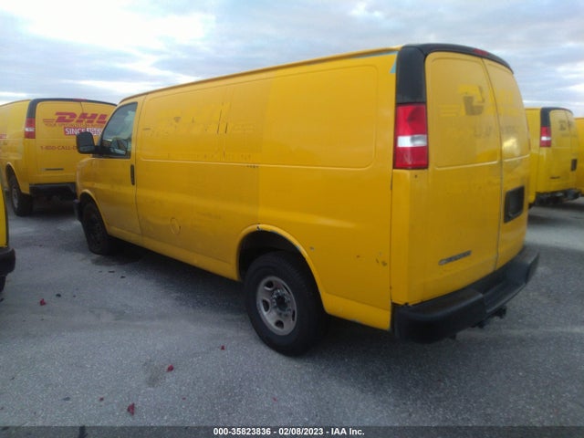 Chevrolet EXPRESS CARGO VAN 2017 1GCWGAFF7H1348343 Image 3