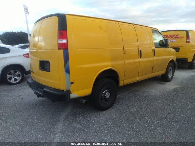 Chevrolet EXPRESS CARGO VAN 2017 1GCWGAFF7H1348343 Image 4