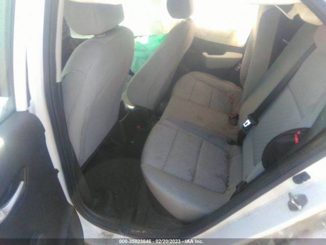 3KPA25ABXJE095669 KIA Rio 5-door Lx