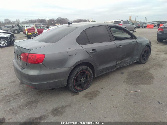 3VWLL7AJ4BM092716 Volkswagen Jetta Sedan Tdi