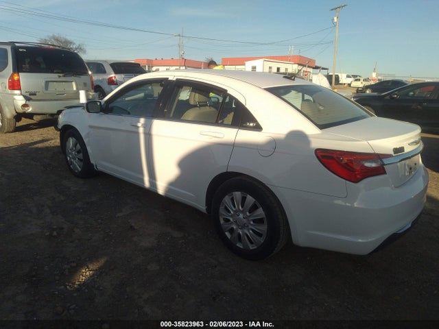 1C3CCBAB4CN146008 Chrysler 200 LX