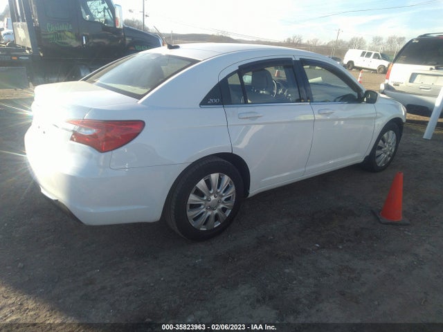 1C3CCBAB4CN146008 Chrysler 200 LX