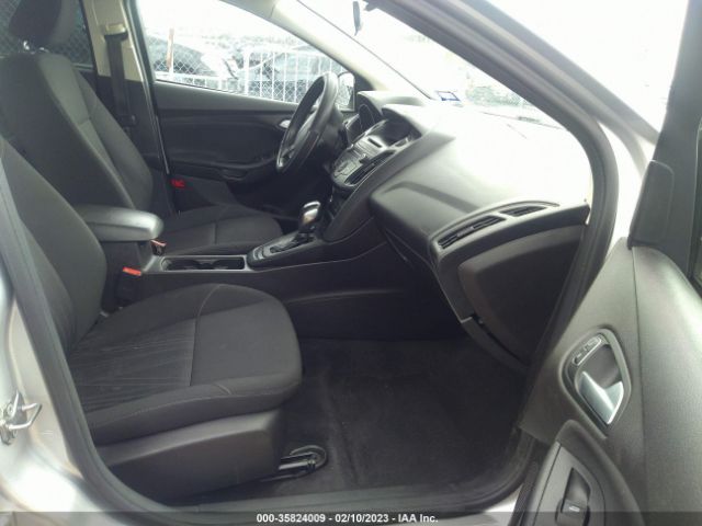 1FADP3F21GL259473 Ford FOCUS SE