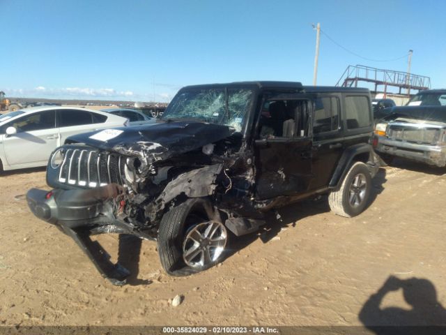 1C4HJXEN1KW620434 Jeep Wrangler Unlimited Sahara
