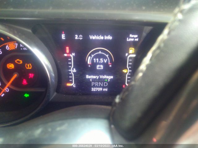 1C4HJXEN1KW620434 Jeep Wrangler Unlimited Sahara