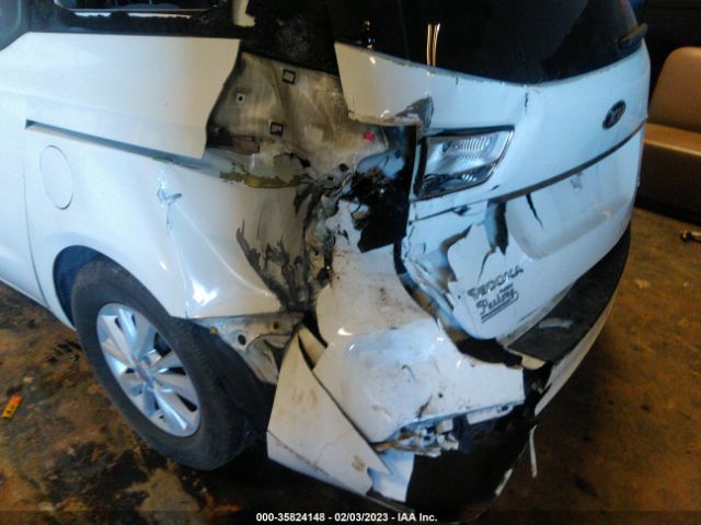 KNDMB5C1XF6050598 KIA SEDONA LX