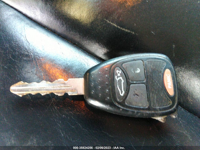 Chrysler Pacifica Touring 2005 2C4GF68435R276788 Image 3