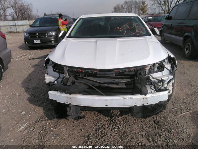 2015 CHEVROLET IMPALA LT VIN: 1G1115SL8FU143424