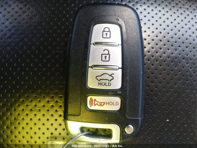2010 HYUNDAI GENESIS VIN: KMHGC4DFXAU105355