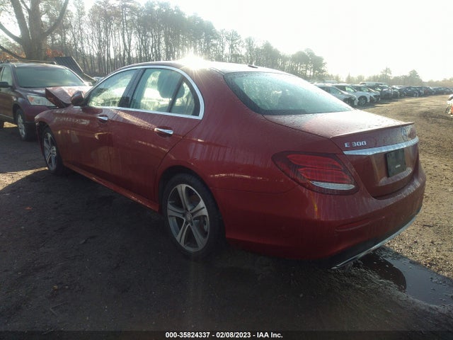 2017 Mercedes-Benz E-Class, VIN: WDDZF4KB4HA151933
