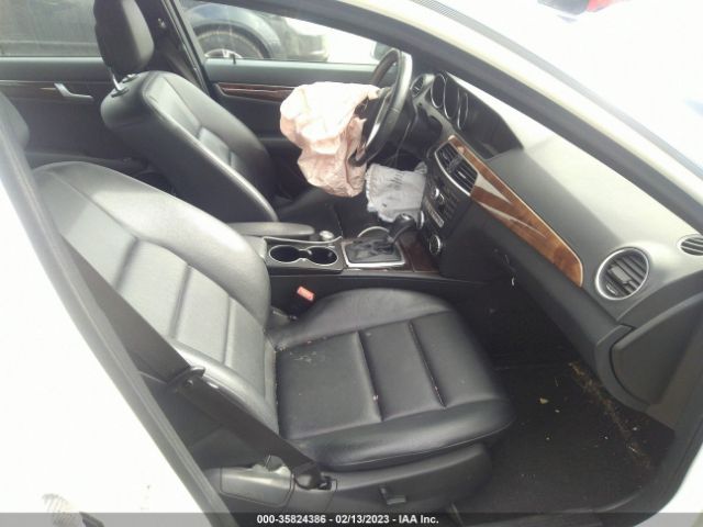 WDDGF8AB8EG198312 Mercedes-Benz C-class C 300