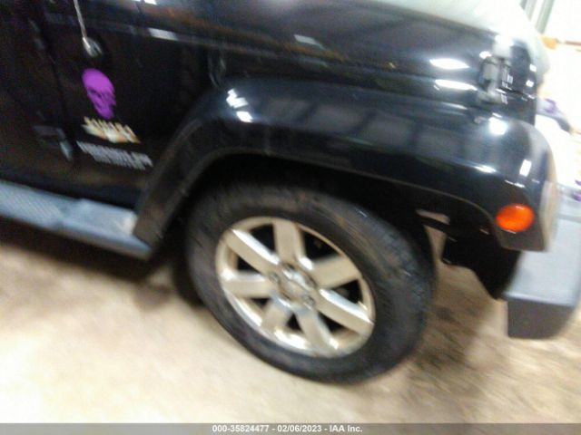 1C4BJWEG7EL303037 Jeep Wrangler Unlimited Sahara