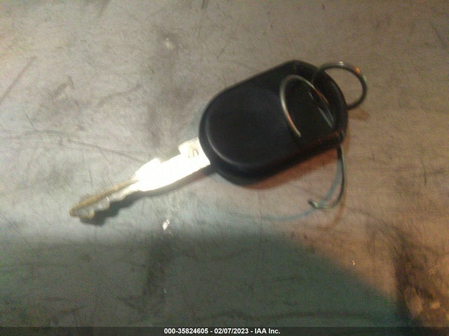 2007 FORD FOCUS S/SE/SES VIN: 1FAFP34N77W204692