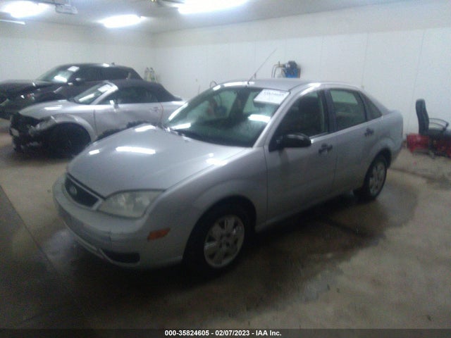 2007 FORD FOCUS S/SE/SES VIN: 1FAFP34N77W204692