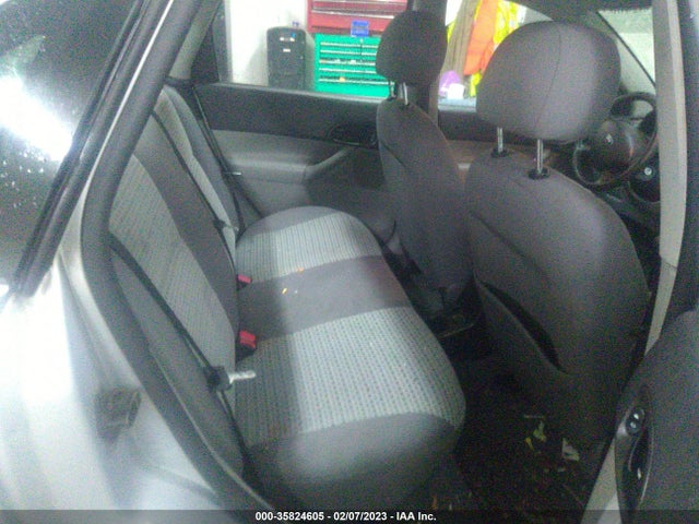 2007 FORD FOCUS S/SE/SES VIN: 1FAFP34N77W204692