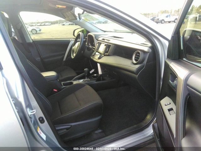 2017 Toyota RAV4, VIN: JTMRJREV3HD089905