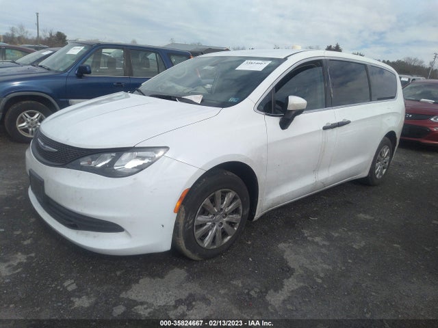Chrysler Voyager L 2020 2C4RC1AG7LR287198 Image 2