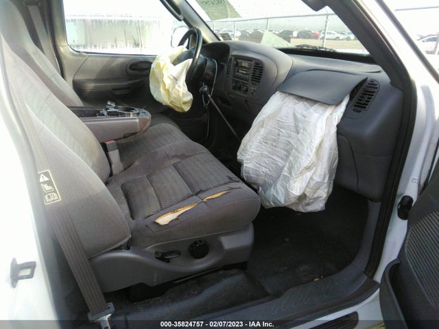 2002 FORD F-150 XL/XLT VIN: 1FTRF17272NB17583