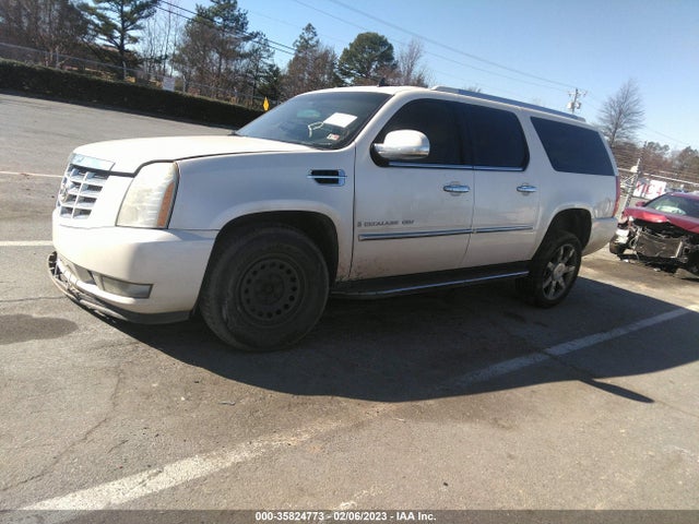 Cadillac ESCALADE ESV 2008 1GYFK66838R242755 Image 2