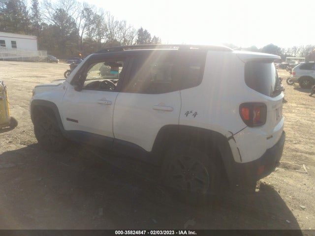 ZACCJBCB4JPH00943 Jeep Renegade Trailhawk