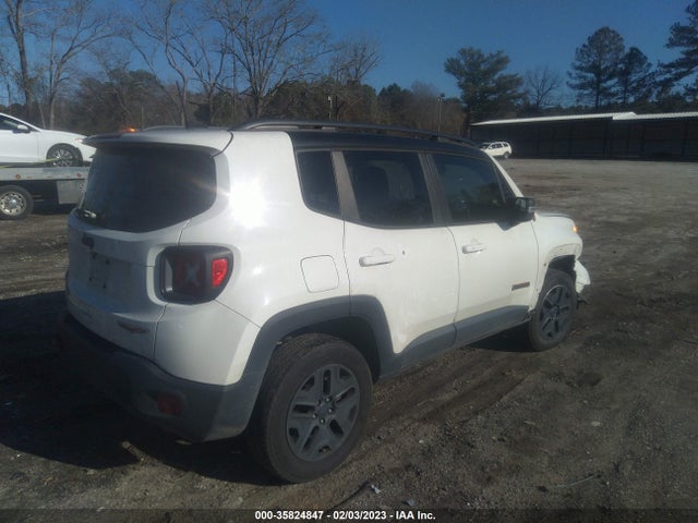 ZACCJBCB4JPH00943 Jeep Renegade Trailhawk
