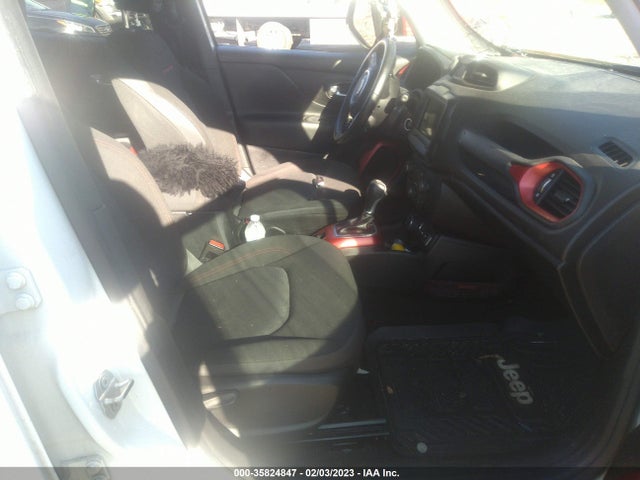 ZACCJBCB4JPH00943 Jeep Renegade Trailhawk