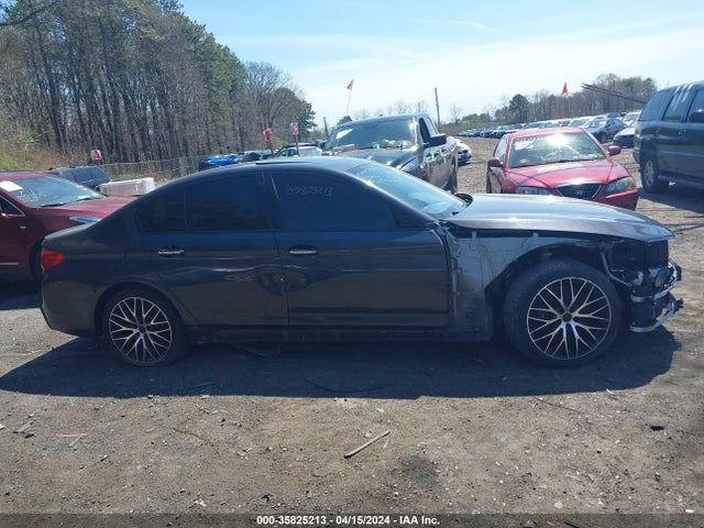BMW M550i Xdrive 2018 WBAJB9C50JG463904 Image 13