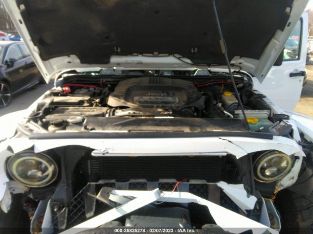 1C4AJWBG5FL524458 Jeep Wrangler Sahara