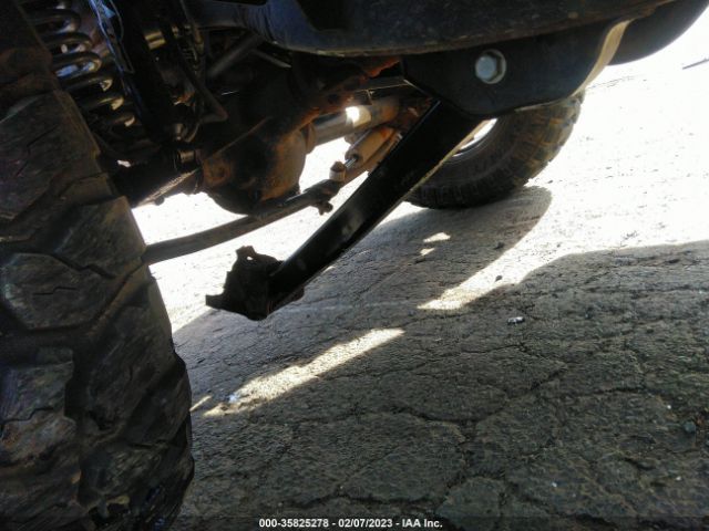 1C4AJWBG5FL524458 Jeep Wrangler Sahara