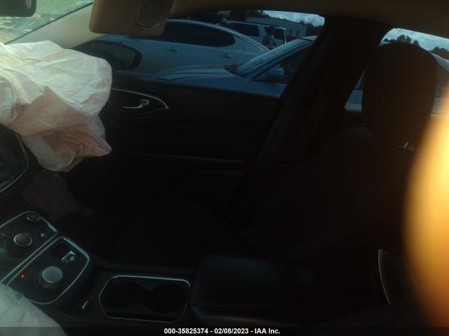 Chrysler 200 Limited 2015 1C3CCCABXFN738720 Image 6