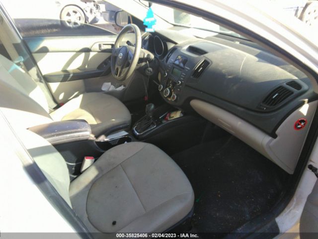KNAFU4A24C5493126 KIA FORTE EX